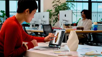 Nuevo MacBook Pro con M5 y pantalla táctil Nuevo MacBook Pro con M5 y pantalla táctil