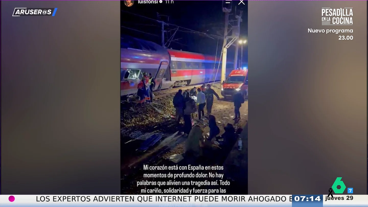 Julio Iglesias, Luis Fonsi, Ana Mena, Alice Campello... los famosos lanzan mensajes de ánimo tras el accidente de tren Julio Iglesias, Luis Fonsi, Ana Mena, Alice Campello... los famosos lanzan mensajes de ánimo tras el accidente de tren