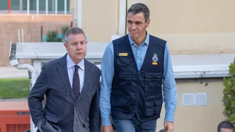 Pedro Sánchez y Emiliano García-Page comparecen tras la reunión del CECOPI Pedro Sánchez y Emiliano García-Page comparecen tras la reunión del CECOPI