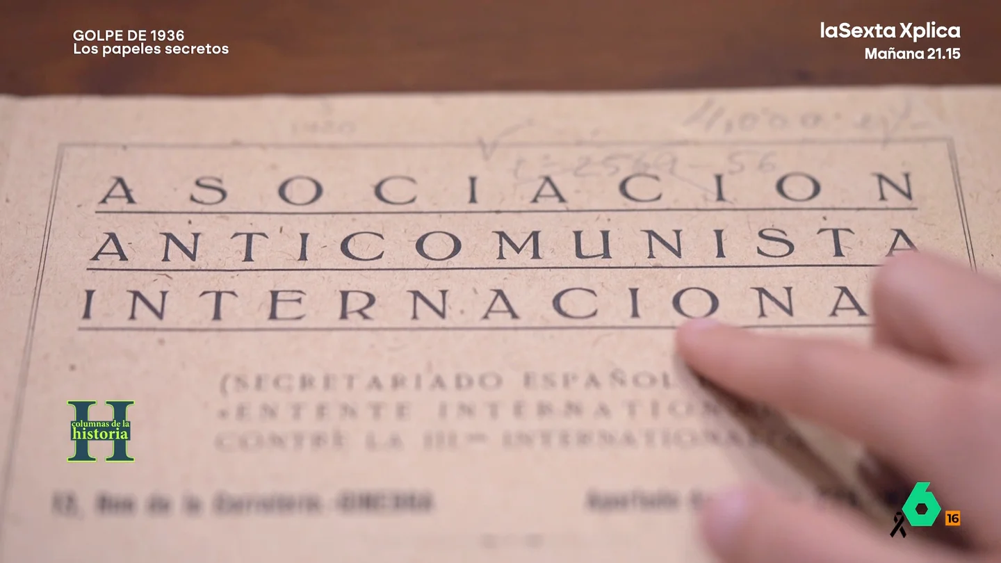 El boletín de la Asociación Anticomunista Internacional, la conspiranoia en la que se basó Franco o Mola para el golpe de Estado laSexta Columna recupera en la Biblioteca Nacional los boletines de la Asociación Anticomunista Internacional, propaganda cargada de conspiranoia que no solo utilizaron los golpistas, sino que les conectaba con la ideología contrarrevolucionaria que circulaba por Europa.