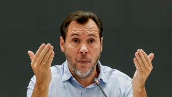 El ministro de Transportes, &Oacute;scar Puente, comparece para hablar sobre el accidente de Urda (Toledo)