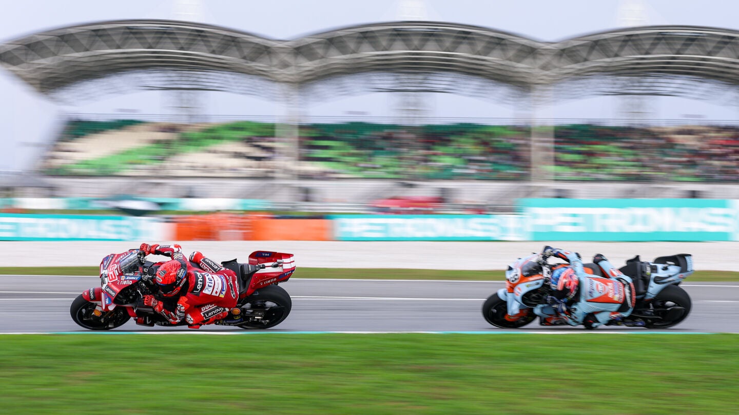 Marc M&aacute;rquez y Ai Ogura